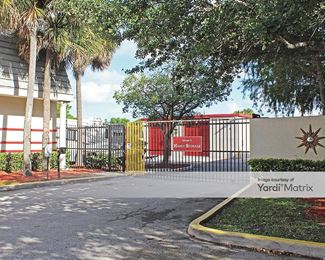 Photo 3 of Handy Storage - 8910 Cleary Blvd, Plantation, FL