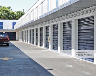 Photo 4 of Broward County Self Storage - 601 NE 11th Street, Fort Lauderdale, FL