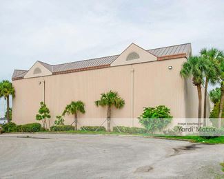Photo 2 of Avid Storage - 8321 Pines Blvd, Pembroke Pines, FL