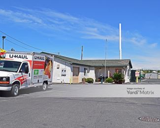 Photo 4 of Extra Space Storage - 3400 North Golden State Blvd, Turlock, CA