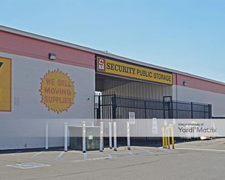 Photo 1 of Security Public Storage - 4420 North Blackstone Avenue, Fresno, CA