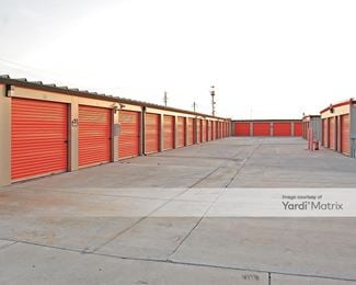 Photo 5 of Willmott Self Storage - 220 West Willmott Avenue, Los Banos, CA