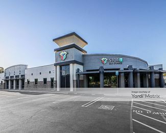 Photo 1 of Stor It Self Storage - 2491 Alluvial Avenue, Clovis, CA