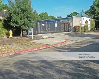 Photo 2 of B-R Self Storage - 7777 Kelley Drive, Stockton, CA