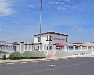 Photo 4 of American Storage - 939 Lone Palm Avenue, Modesto, CA