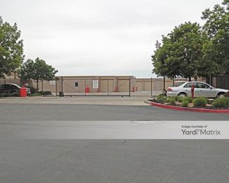 Photo 2 of SecurCare Self Storage - 2650 West Lodi Avenue, Lodi, CA