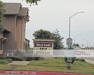 Photo 3 of SecurCare Self Storage - 2650 West Lodi Avenue, Lodi, CA