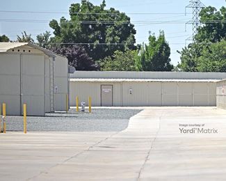 Photo 2 of Derrel-s Mini Storage - 6235 West Spruce Avenue, Fresno, CA