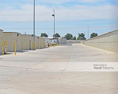 Storage Units for Rent available at 6235 West Spruce Avenue, Fresno, CA 93722