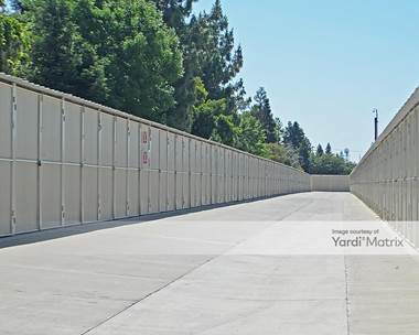 Storage Units for Rent available at 1191 East Nees Avenue, Fresno, CA 93720