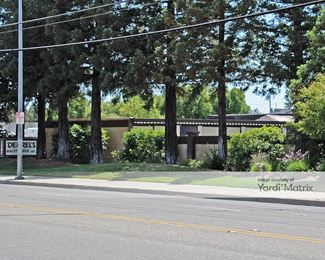 Photo 5 of Derrel-s Mini Storage - 1080 Sunnyside Avenue, Clovis, CA