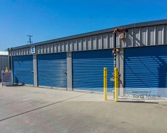 Photo 2 of Purely Storage - 1236 West 13th Street, Merced, CA