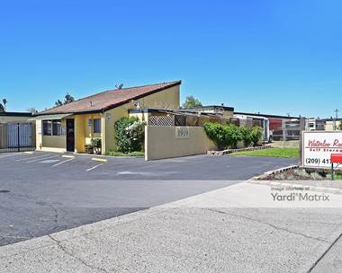 Storage Units for Rent available at 1919 North Broadway Avenue, Stockton, CA 95205