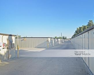 Photo 4 of Derrel-s Mini Storage - 3502 West San Jose Avenue, Fresno, CA