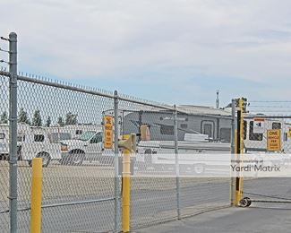 Photo 2 of Derrel-s Mini Storage - 155 West Herndon Avenue, Clovis, CA