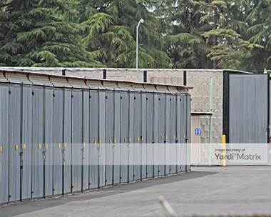 Storage Units for Rent available at 155 West Herndon Avenue, Clovis, CA 93612