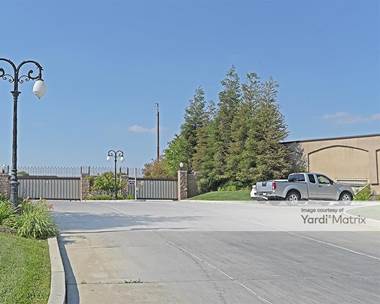 Storage Units for Rent available at 842 West China Grade Loop, Bakersfield, CA 93308