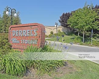 Photo 5 of Derrel-s Mini Storage - 842 West China Grade Loop, Bakersfield, CA