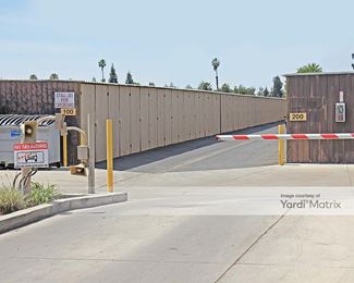 Photo 4 of Derrel-s Mini Storage - 2555 South Union Avenue, Bakersfield, CA