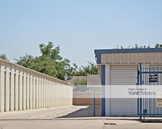 Photo 3 of StorMax - 1958 East El Monte Way, Dinuba, CA