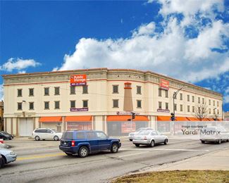 Photo 3 of Public Storage - 2801 South Harlem Avenue, Berwyn, IL