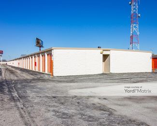 Photo 2 of Public Storage - 8550 West 83rd Street, Justice, IL