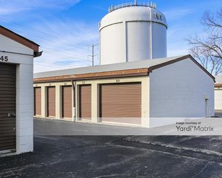 Photo 3 of US Storage Centers - 3510 Wilmette Avenue, Wilmette, IL
