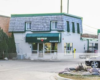 Photo 4 of Lock Up Self Storage, The - 2600 Old Willow Road, Northbrook , IL