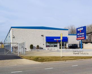 Photo 3 of Lock Up Self Storage, The - 1820 North 1st Avenue, River Grove , IL