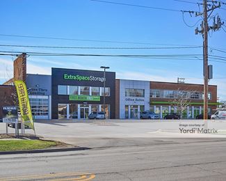 Photo 1 of Extra Space Storage - 7125 West Gunnison Street, Harwood Heights, IL
