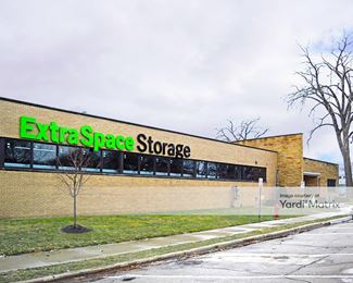 Photo 3 of iStorage - 2020 Greenwood Street, Evanston, IL