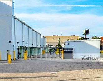 Photo 2 of Extra Space Storage - 5746 West Roosevelt Road, Chicago, IL