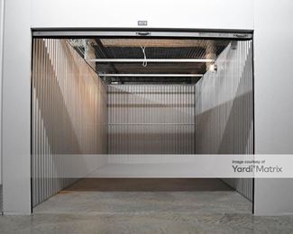 Photo 4 of Storage Star - 6341 North McCormick Blvd, Chicago, IL