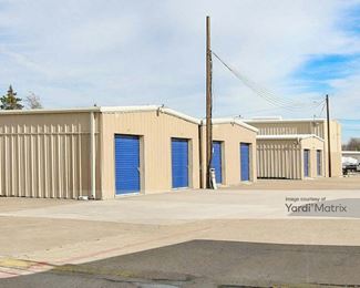 Photo 3 of Public Storage - 202 South Clark Road, Cedar Hill, TX