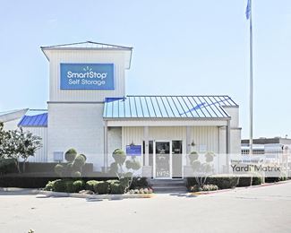Photo 1 of Extra Space Storage - 1975 West Northwest Hwy, Dallas, TX