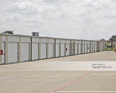Storage Units for Rent available at 811 South Hampton Road, DeSoto, TX 75115