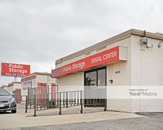 Photo 1 of Public Storage - 4925 South Cockrell Hill Road, Dallas, TX