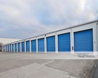 Photo 3 of Extra Space Storage - 2305 Manana Drive, Dallas, TX