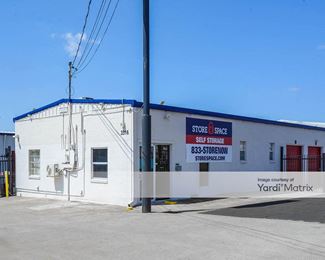 Photo 3 of Store Space Self Storage - 3316 Hansboro Avenue, Dallas, TX