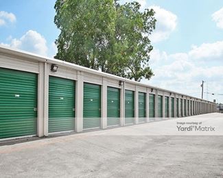 Photo 4 of Extra Space Storage - 998 North Cowan Avenue, Lewisville, TX