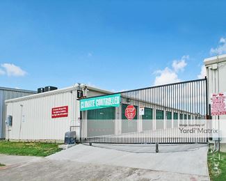 Photo 6 of Extra Space Storage - 998 North Cowan Avenue, Lewisville, TX