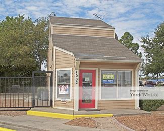 Photo 2 of RightSpace Storage - 1002 Dallas Drive, Denton, TX