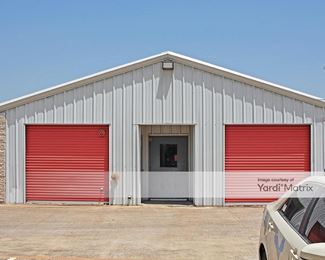 Photo 2 of Extra Space Storage - 1509 West Airport Fwy, Irving, TX