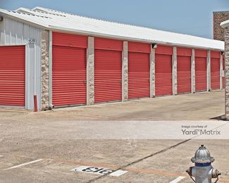 Photo 4 of Extra Space Storage - 1509 West Airport Fwy, Irving, TX