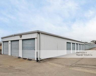 Storage Units for Rent available at 3537 North Highway 77, Waxahachie, TX 75165