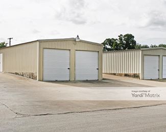 Photo 3 of Waxahachie Self Storage - 211 Ferris Avenue, Waxahachie, TX