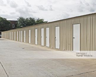 Photo 4 of Waxahachie Self Storage - 211 Ferris Avenue, Waxahachie, TX