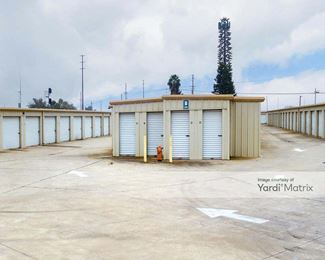 Photo 4 of D-STORAGE - 3216 North Gratton Road, Denair, CA