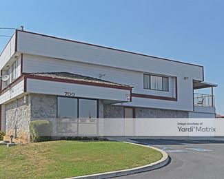 Photo 3 of North Chester Mini Storage - 700 James Road, Bakersfield, CA
