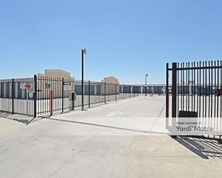 Photo 3 of Glen-s Mini Storage - 7701 West Goshen Avenue, Visalia, CA